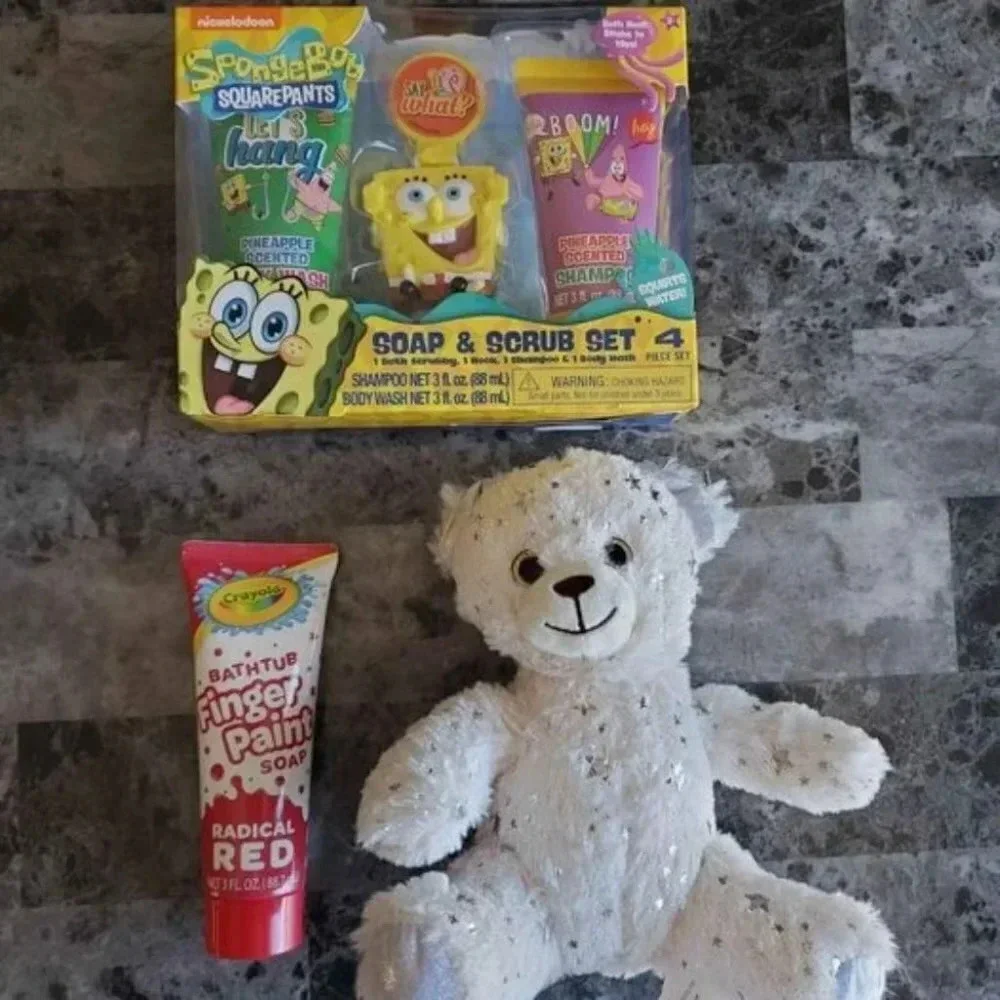 SpongeBob Soap and Scrub Bath Set with Red Bath Paint and Stuffed Bear